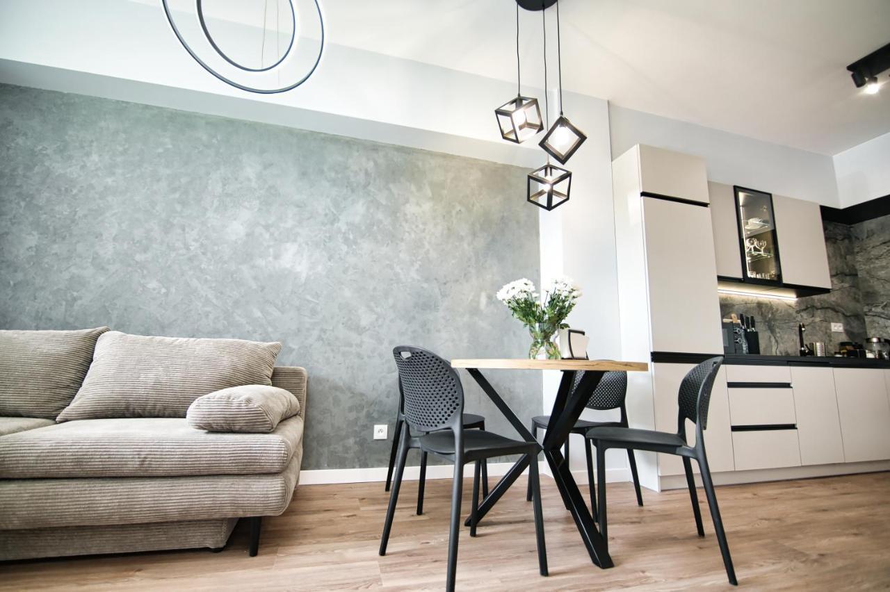 Just 5 By Housine Apartment Zator Bagian luar foto