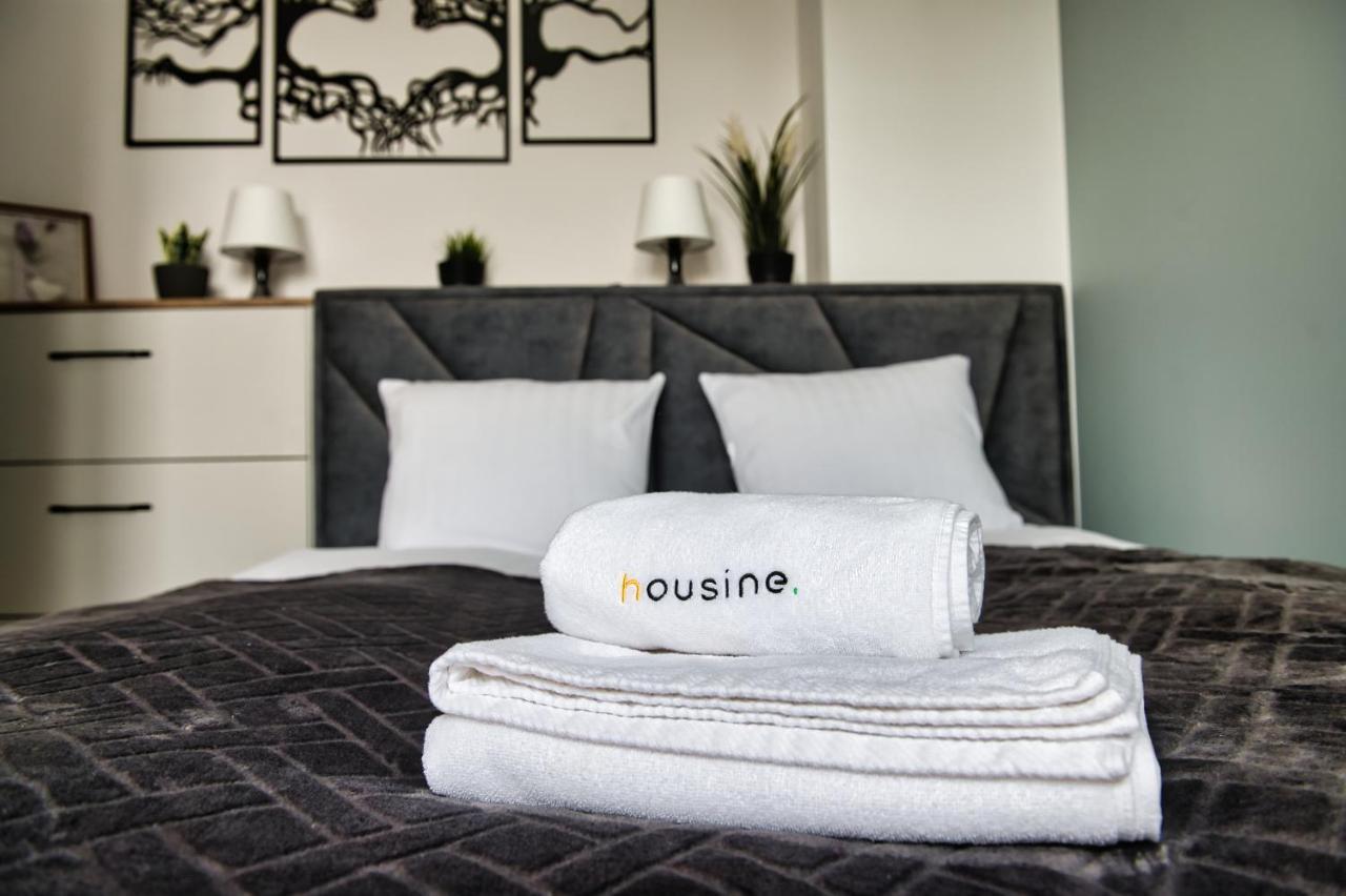 Just 5 By Housine Apartment Zator Bagian luar foto